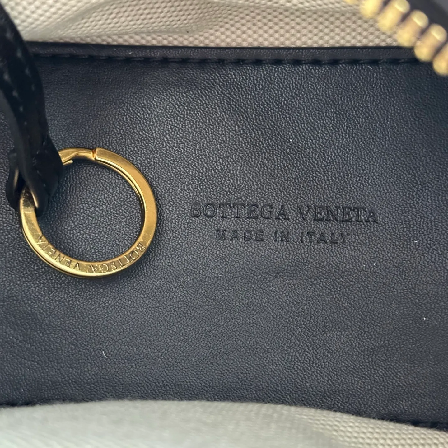 All Categories Official Website "Brand Women's Bags" Women's Bags 💙 BV 2025 Official Website New BV Crossbody Bag